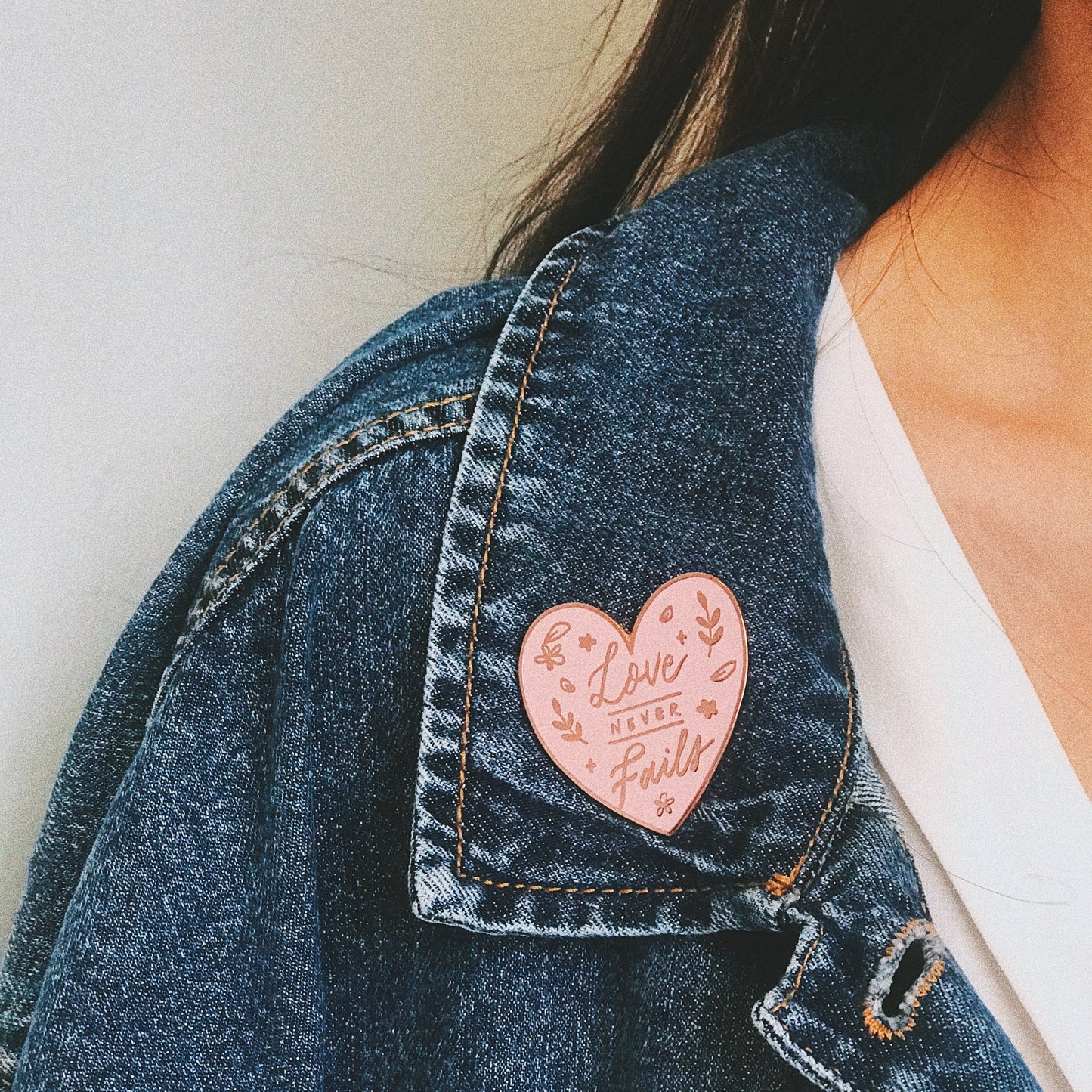 Seasons (LOVE) / Enamel Pins