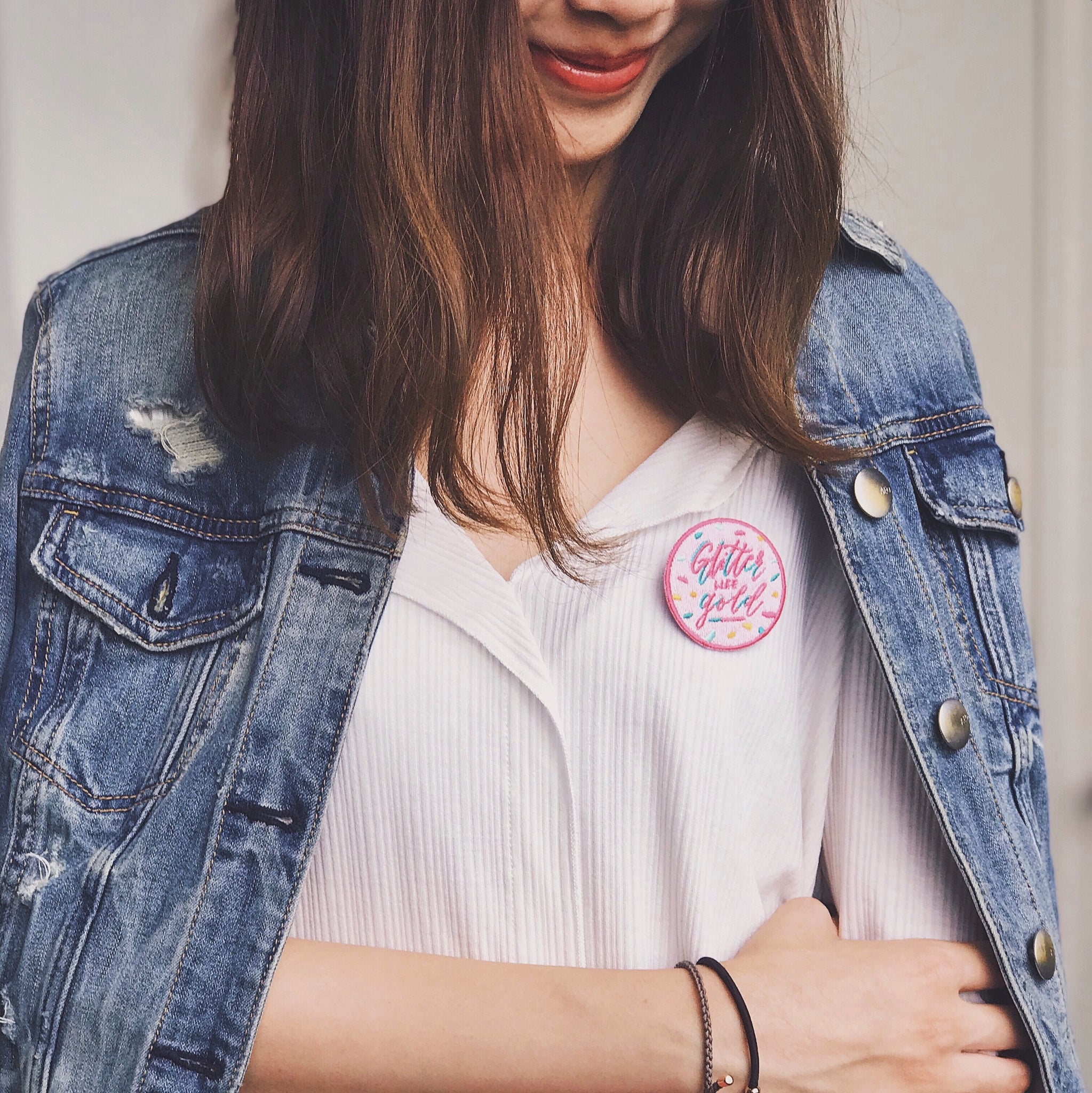 Declaration Pin #3: GLITTER LIKE GOLD